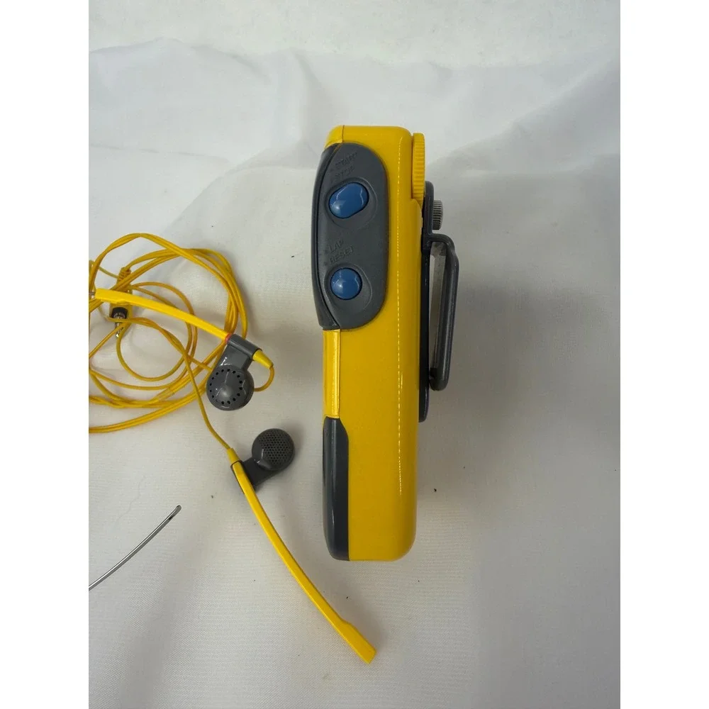 Sony Walkman Sports FM AM Radio Yellow SRF-M78 with MDR-W15 Headphones Vintage